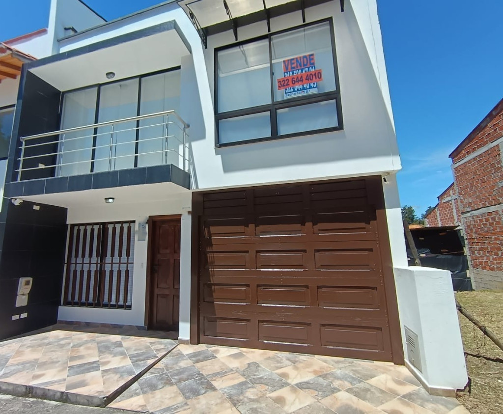 Apartamento disponible para Arriendo en Medellín Santa Elena Foto numero 1